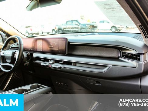 Used 2024 Kia EV9 Wind image 28