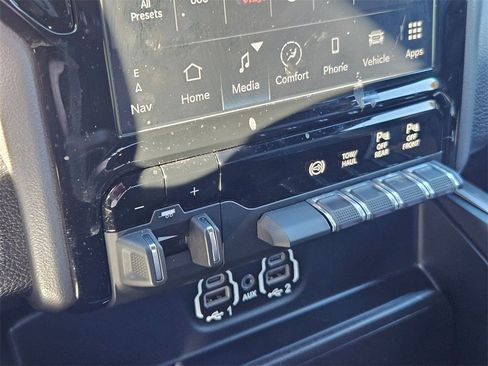 Certified 2024 RAM 3500 Big Horn w/ Sport Appearance Package image 29