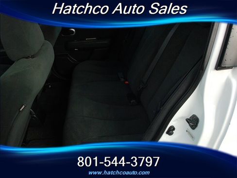 Used 2012 Nissan Versa 1.8 S image 18