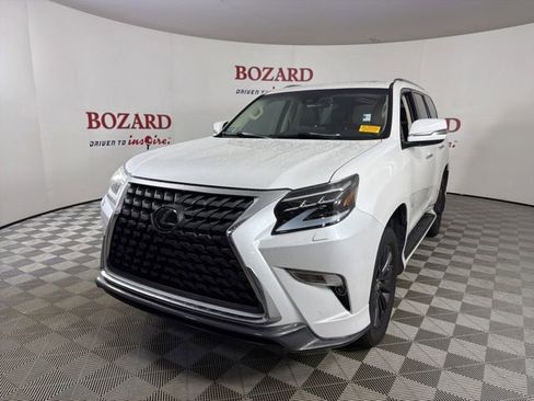 Used 2023 Lexus GX 460 Luxury w/ Sport Design Package AWD/4WD image 4