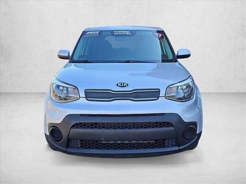 Used 2017 Kia Soul image 2