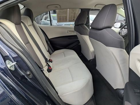 Used 2022 Toyota Corolla LE image 28