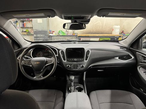 Used 2023 Chevrolet Malibu LT FWD image 26