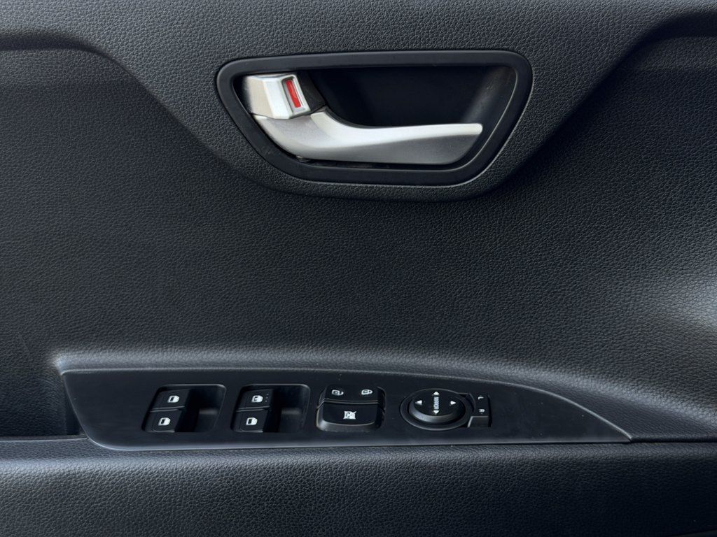 Used 2023 Kia Rio S FWD image 21