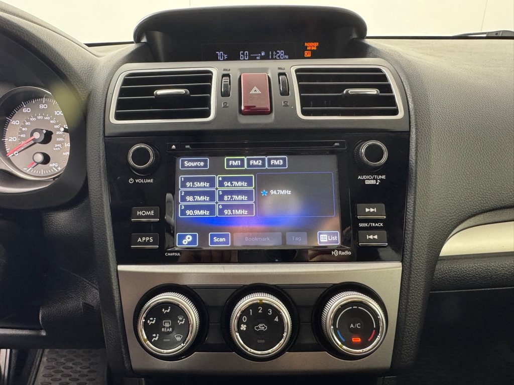 Used 2016 Subaru Crosstrek 2.0i Premium AWD/4WD image 14