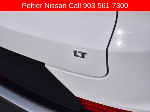 Used 2023 Chevrolet TrailBlazer LT FWD image 8