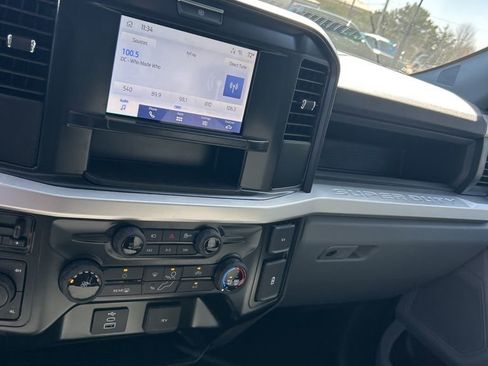 Used 2025 Ford F250 XL w/ STX Appearance Package AWD/4WD image 10
