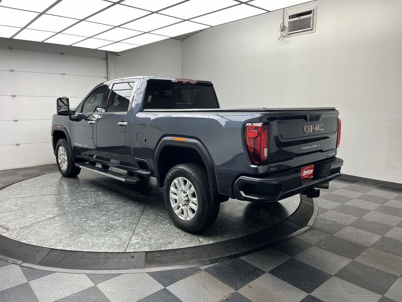 Used 2020 GMC Sierra 2500 Denali w/ Denali Ultimate Package AWD/4WD image 2