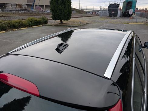 Used 2015 Volvo V60 T5 Platinum image 26