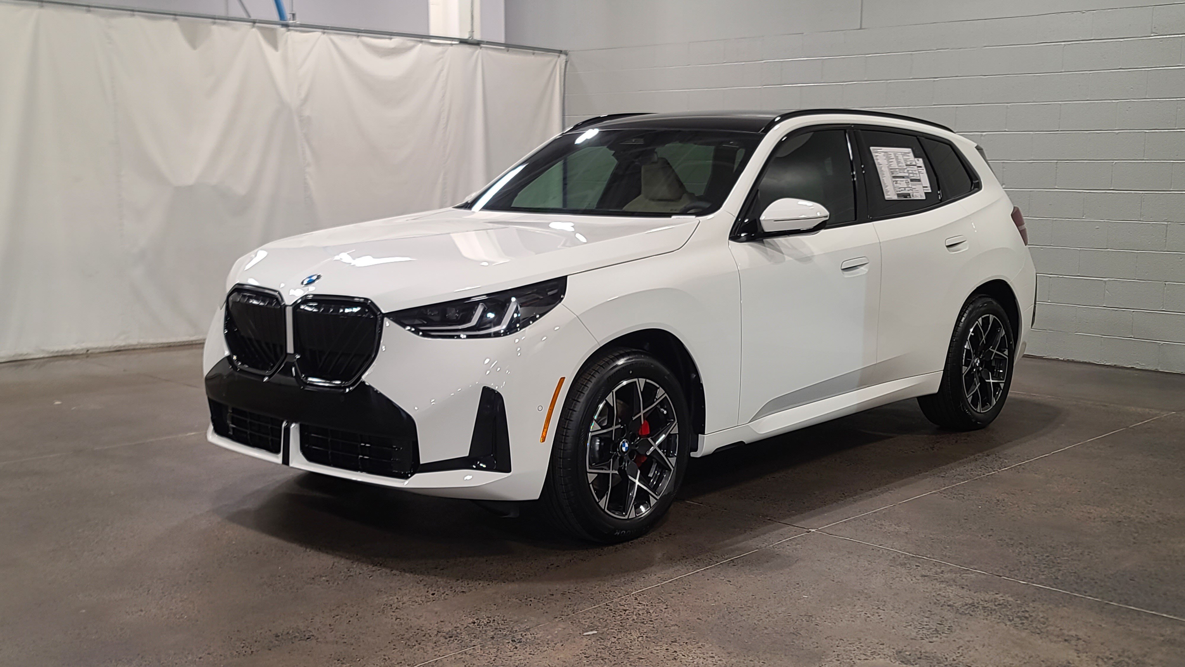 Used 2026 BMW X3 xDrive30i w/ M Sport Package AWD/4WD image 3
