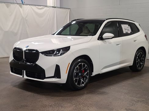 Used 2026 BMW X3 xDrive30i w/ M Sport Package AWD/4WD image 3