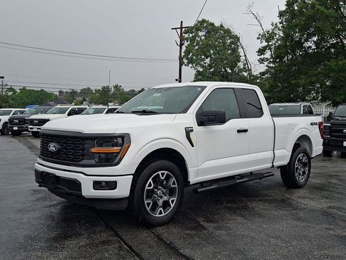 Used 2024 Ford F150 STX AWD/4WD image 3