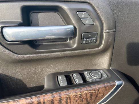 Used 2022 GMC Sierra 3500 Denali image 10