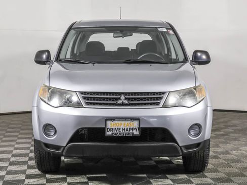 Used 2009 Mitsubishi Outlander ES image 7
