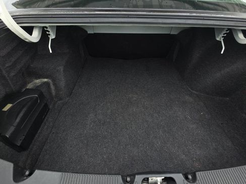 Used 2004 Ford Taurus SES FWD image 13