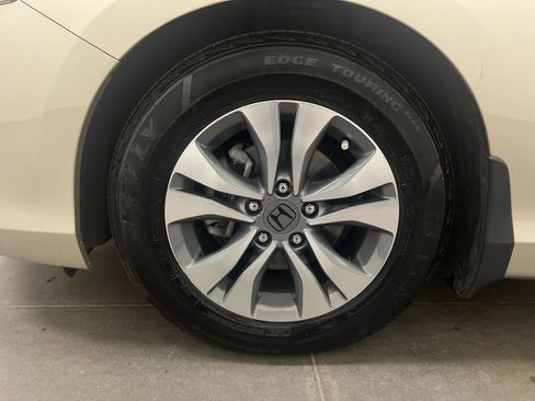 Used 2015 Honda Accord LX image 31