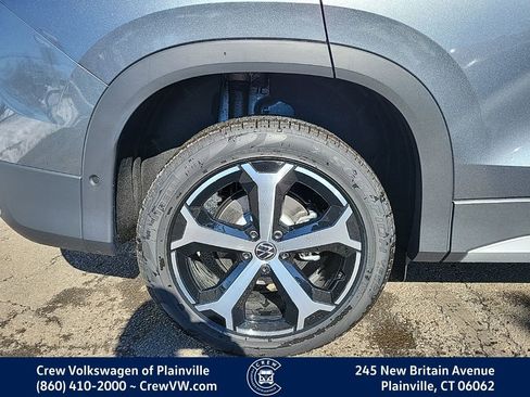 New 2026 Volkswagen Tiguan SE image 19