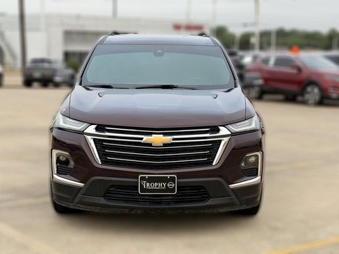 Used 2023 Chevrolet Traverse LT FWD image 5