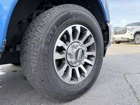 Used 2020 Ford F350 Lariat w/ Lariat Value Package image 30