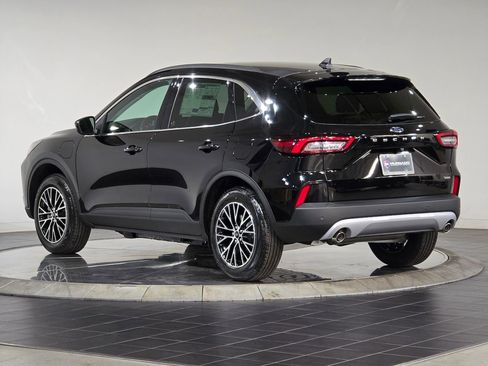 New 2026 Ford Escape SE FWD image 7