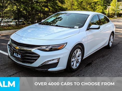 Used 2024 Chevrolet Malibu LT FWD image 2