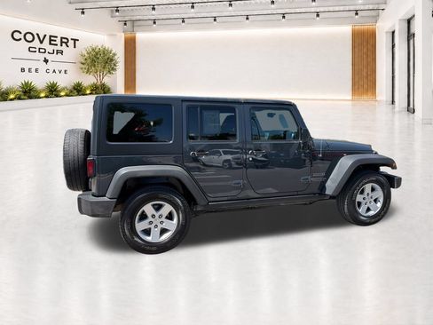 Used 2017 Jeep Wrangler Unlimited Sport w/ Quick Order Package 24S AWD/4WD image 13