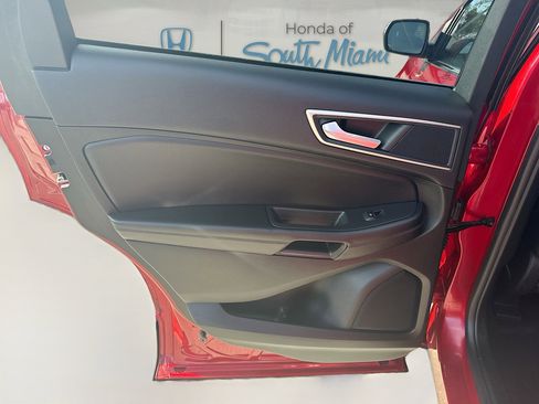 Used 2022 Ford Edge SEL w/ Convenience Package image 25