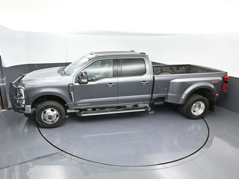 Used 2024 Ford F350 Lariat w/ FX4 Off-Road Package image 40