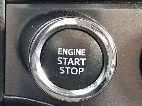 Used 2020 Toyota Tacoma TRD Off-Road image 16