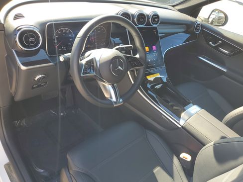 Certified 2025 Mercedes-Benz GLC 300 image 24
