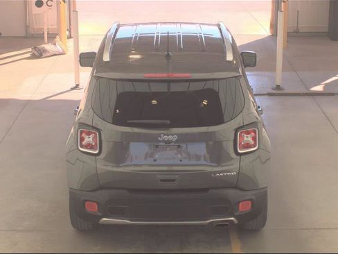 Used 2018 Jeep Renegade Limited image 10