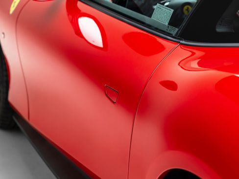 Certified 2022 Ferrari Roma image 31