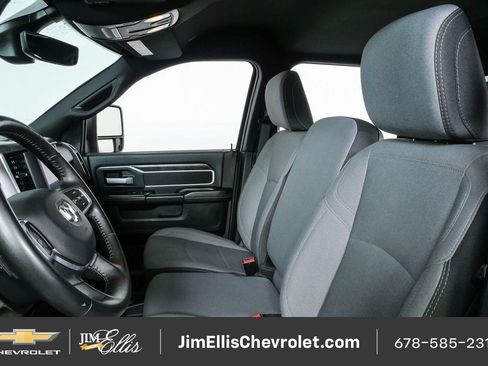 Used 2024 RAM 2500 Big Horn AWD/4WD image 5