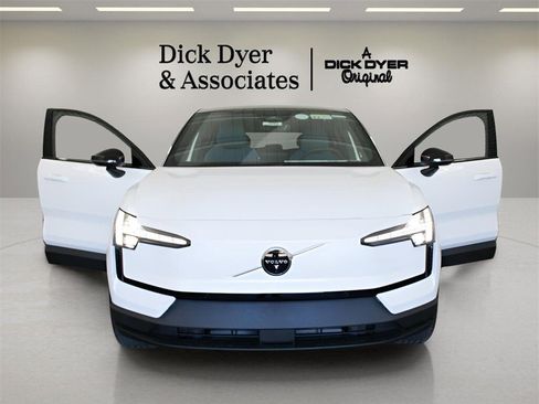 New 2026 Volvo EX30 Ultra image 7