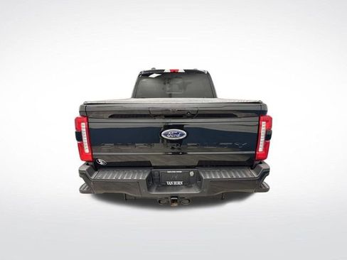 Used 2023 Ford F250 Lariat w/ Lariat Ultimate Package image 14