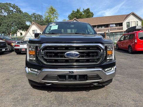 Used 2021 Ford F150 4x4 SuperCrew image 4