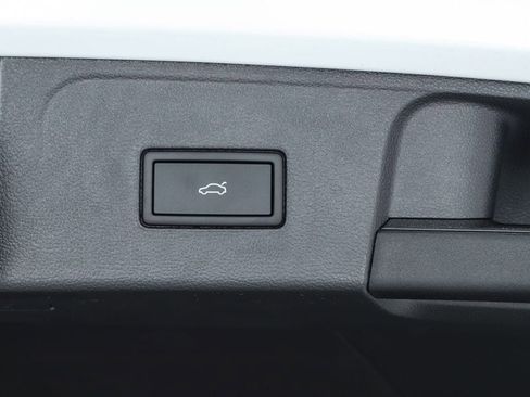 New 2026 Volkswagen Atlas SEL Premium R-Line image 70