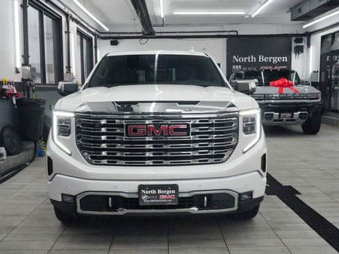 Used 2024 GMC Sierra 1500 Denali w/ Denali Reserve Package AWD/4WD image 2