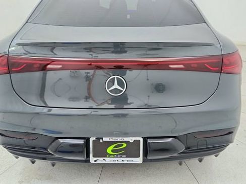Used 2023 Mercedes-Benz EQS 580 580 image 12