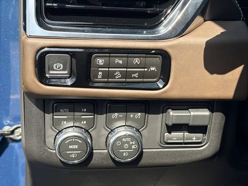 New 2026 GMC Yukon Denali Ultimate AWD/4WD image 20
