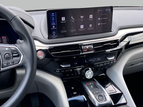 Certified 2026 Acura MDX FWD w/ Technology Package image 7