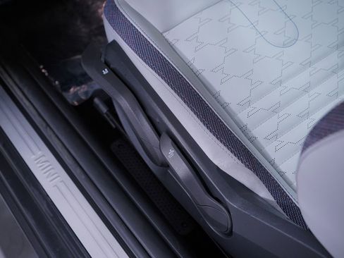 Used 2025 MINI Cooper S image 14