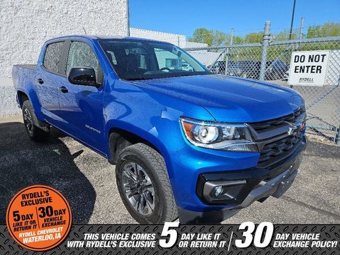 Used 2022 Chevrolet Colorado Z71 AWD/4WD image 4