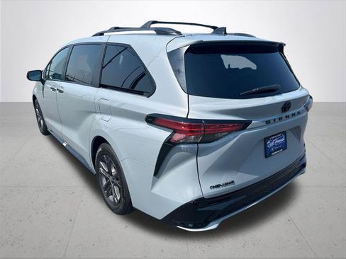 Certified 2026 Toyota Sienna XSE AWD/4WD image 10