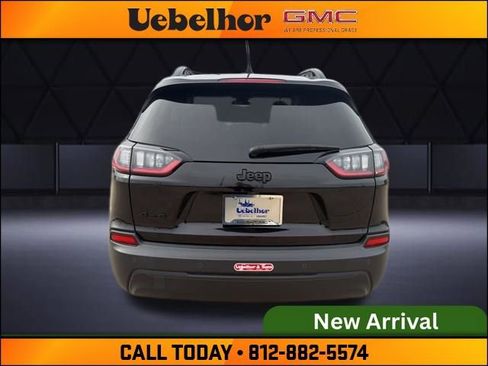Used 2023 Jeep Cherokee Altitude Lux AWD/4WD image 7