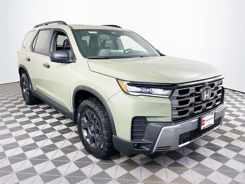 New 2026 Honda Pilot TrailSport image 1