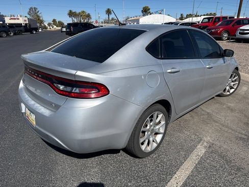 Used 2013 Dodge Dart SXT FWD image 3