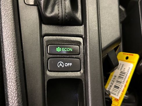 Certified 2024 Honda Accord EX image 27