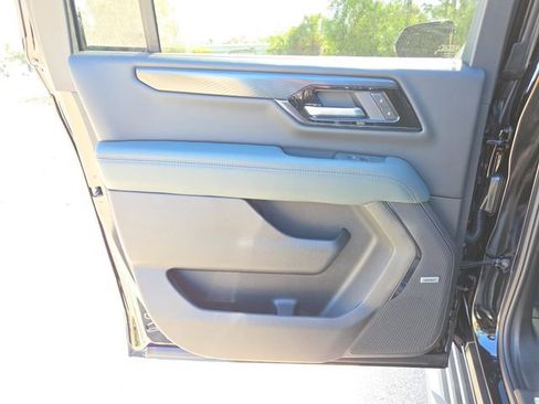 New 2026 GMC Yukon XL AT4 w/ Premium Trailering Package image 11