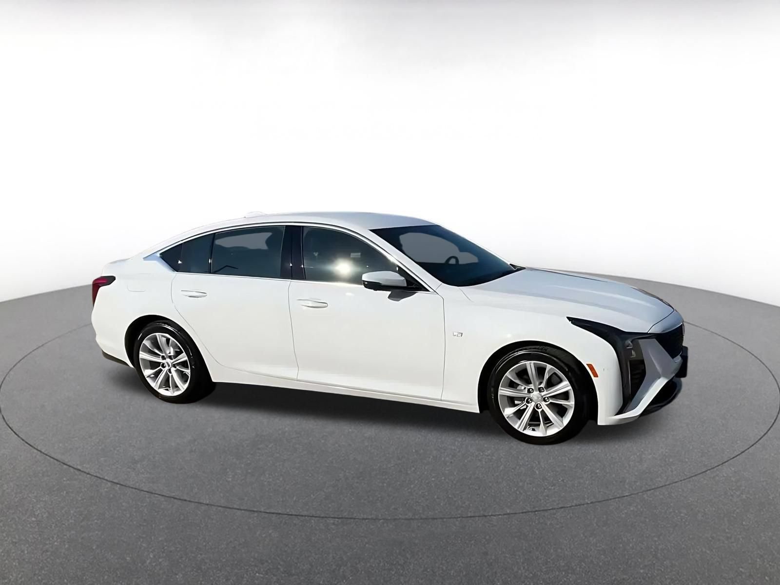 Used 2026 Cadillac CT5 Premium Luxury RWD image 2